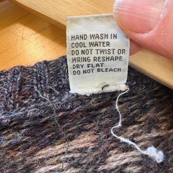 Vintage Cosi L'Uomo Shetland Wool V-Neck Sweater Men's Large 80s 90s Black Brown - Picture 6 of 7